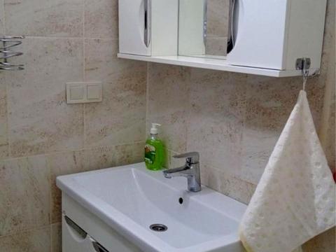 квартира за адресою Драгоманова вул., 2-Б