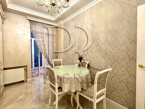 квартира за адресою Регенераторна вул., 4 к5