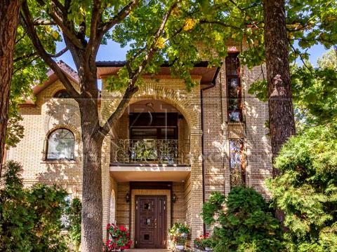 дом по адресу Київська