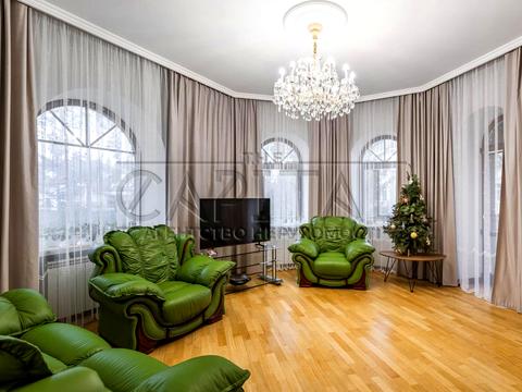 дом по адресу Київська