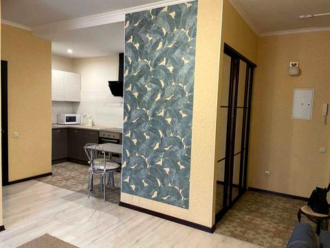 квартира за адресою Анни Ахматової вул., 22