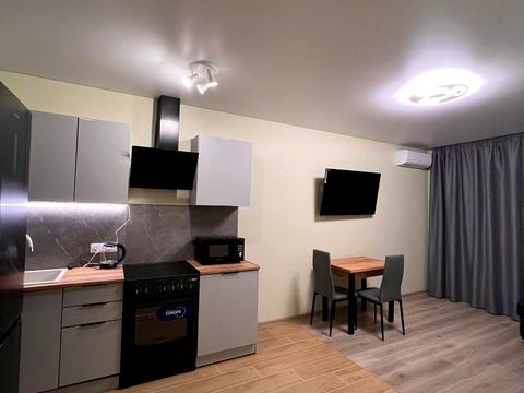 квартира за адресою Віктора Некрасова вул. (Північно-Сирецька), 6