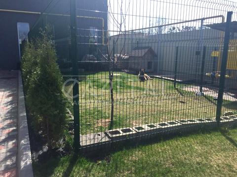 коммерческая по адресу Лесі Українки, 1