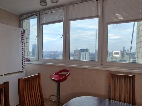 квартира за адресою Предславинська вул., 25