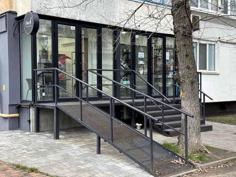 коммерческая по адресу Игоря Шамо бульв. (Олексія Давидова), 19