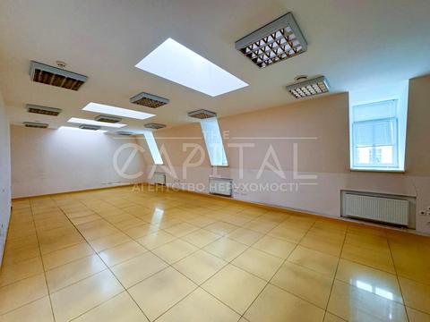 комерційна за адресою Петра Сагайдачного вул., 14