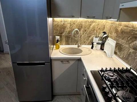 квартира за адресою Олександрівський просп. (Косіора), 154а