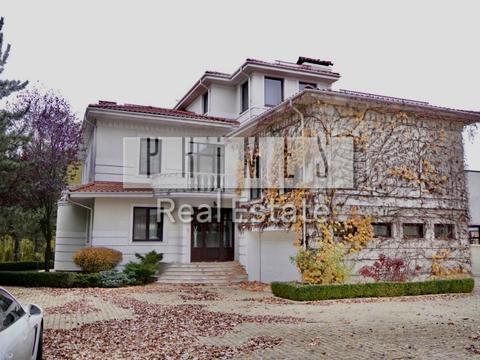 будинок за адресою Берегова вул.