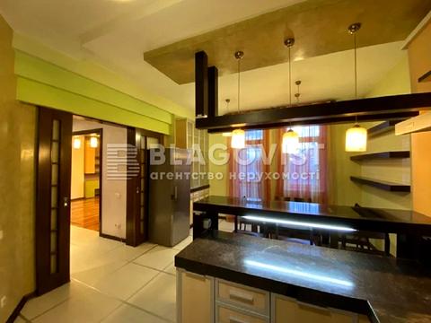 квартира за адресою Євгена Коновальця вул. (Щорса), 36-Б