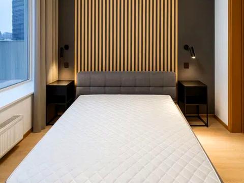 квартира за адресою Королеви Єлизавети ІІ вул. (Глинки), 2