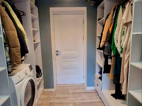 квартира по адресу Ивана Пулюя ул., 4