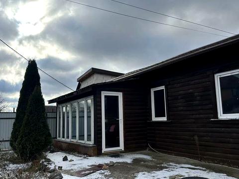 будинок за адресою Кленова вул., 13а