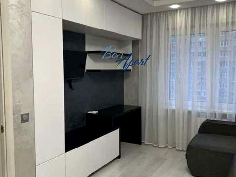 квартира за адресою Софії Русової вул., 7