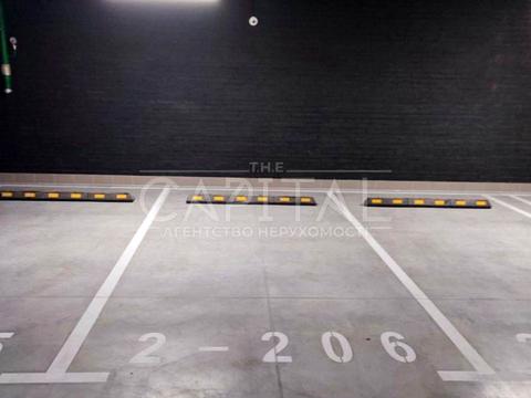 паркоместо по адресу Василия Тютюнника ул. (Анрі Барбюса), 43