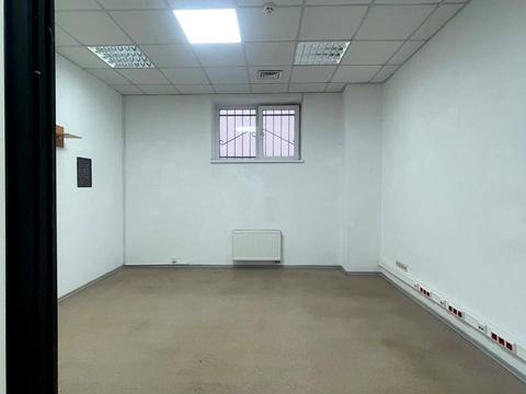 комерційна за адресою Львів, Джерельна вул., 39