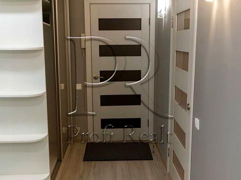 квартира за адресою Героїв полку "Азов" вул. (Маршала Малиновського), 28-Б