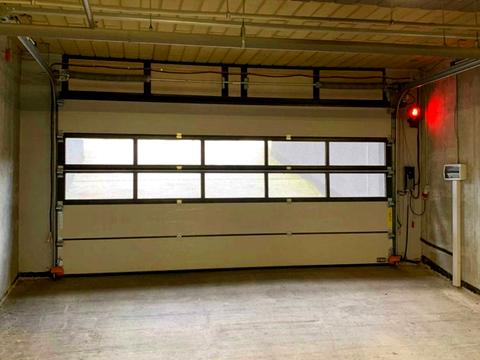 паркомісце за адресою Замарстинівська вул. (Калініна), 170-Е