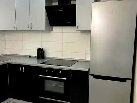 квартира за адресою Софії Русової вул., 7