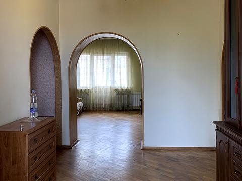 квартира за адресою Семена Гулака-Артемовського вул., 3