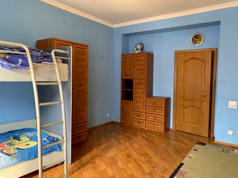 квартира за адресою Семена Гулака-Артемовського вул., 3