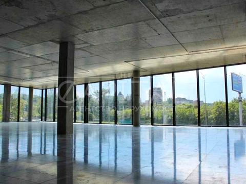 комерційна за адресою Набережно-Корчуватська вул., 27