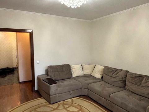 квартира за адресою Тролейбусна вул., 14