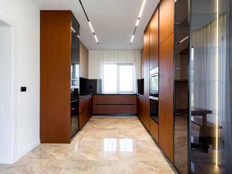 будинок за адресою Золотого лева, 5