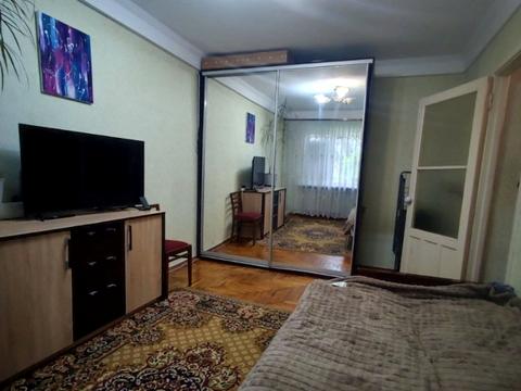 квартира за адресою Яценка вул., 14-А