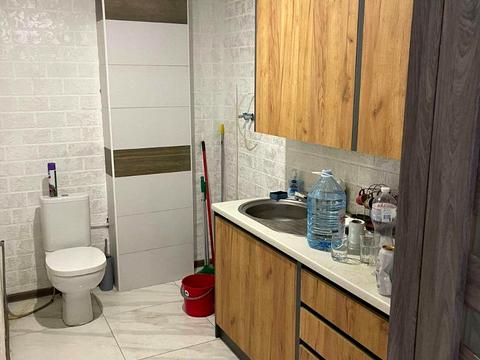 комерційна за адресою Одеса, Теплична, 7а