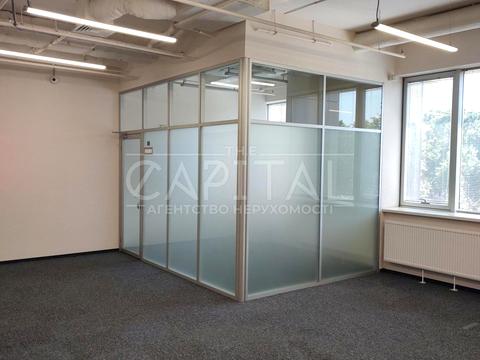 коммерческая по адресу Вацлава Гавела бульв. (Івана Лепсе), 1/28