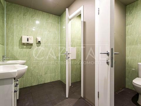 комерційна за адресою Болсуновська вул. (Сергія Струтинського), 8