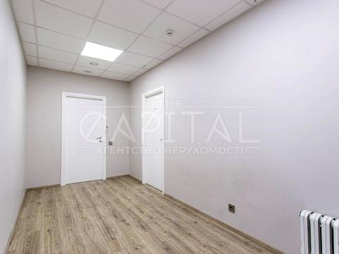 комерційна за адресою Болсуновська вул. (Сергія Струтинського), 8