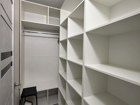 квартира по адресу Луговская ул., 248