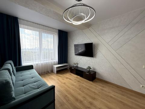 квартира по адресу Луговская ул., 248