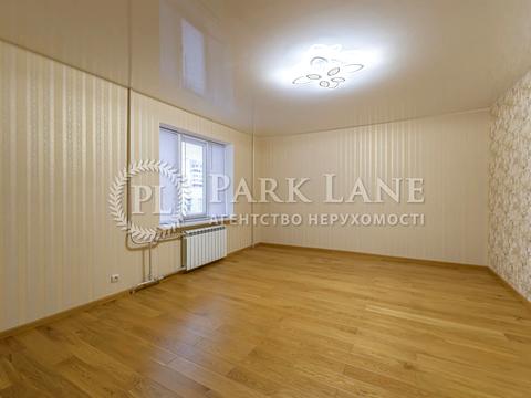 квартира по адресу Анны Ахматовой ул., 11