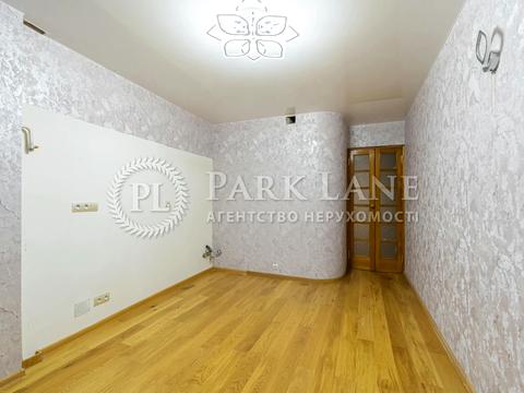 квартира по адресу Анны Ахматовой ул., 11