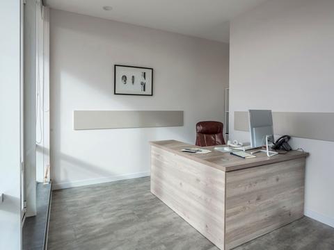 комерційна за адресою Генуезька вул., 3а