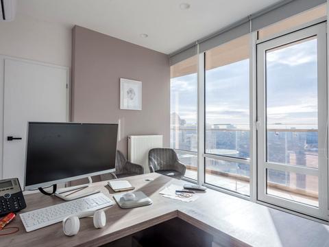 комерційна за адресою Генуезька вул., 3а