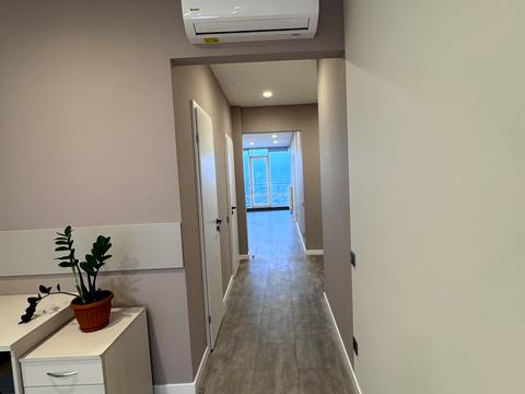 комерційна за адресою Генуезька вул., 3а