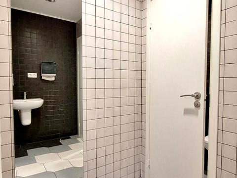 коммерческая по адресу Князей Острожских ул. (Московська), 32/2