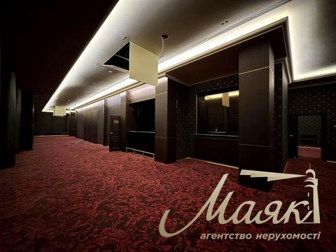 комерційна за адресою Голосіївський просп. (40-річчя Жовтня), 93