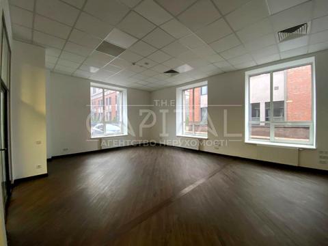 комерційна за адресою Олени Теліги вул., 37