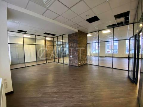 комерційна за адресою Олени Теліги вул., 37