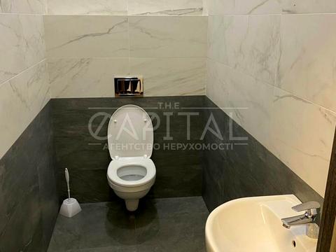 комерційна за адресою Олени Теліги вул., 37