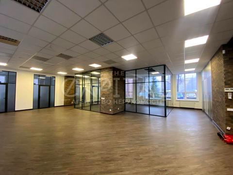 комерційна за адресою Олени Теліги вул., 37