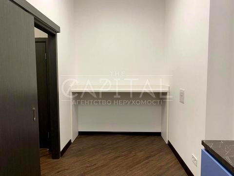 комерційна за адресою Олени Теліги вул., 37