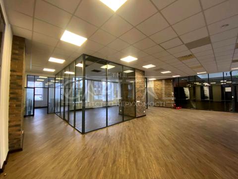 комерційна за адресою Олени Теліги вул., 37