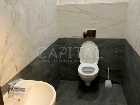 комерційна за адресою Олени Теліги вул., 37