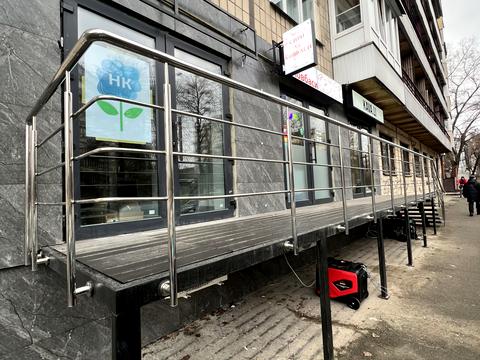 комерційна за адресою Преображенська вул. (Івана Клименка), 8