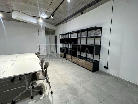 комерційна за адресою Жамбила Жабаєва вул. (Кузьминська), 22